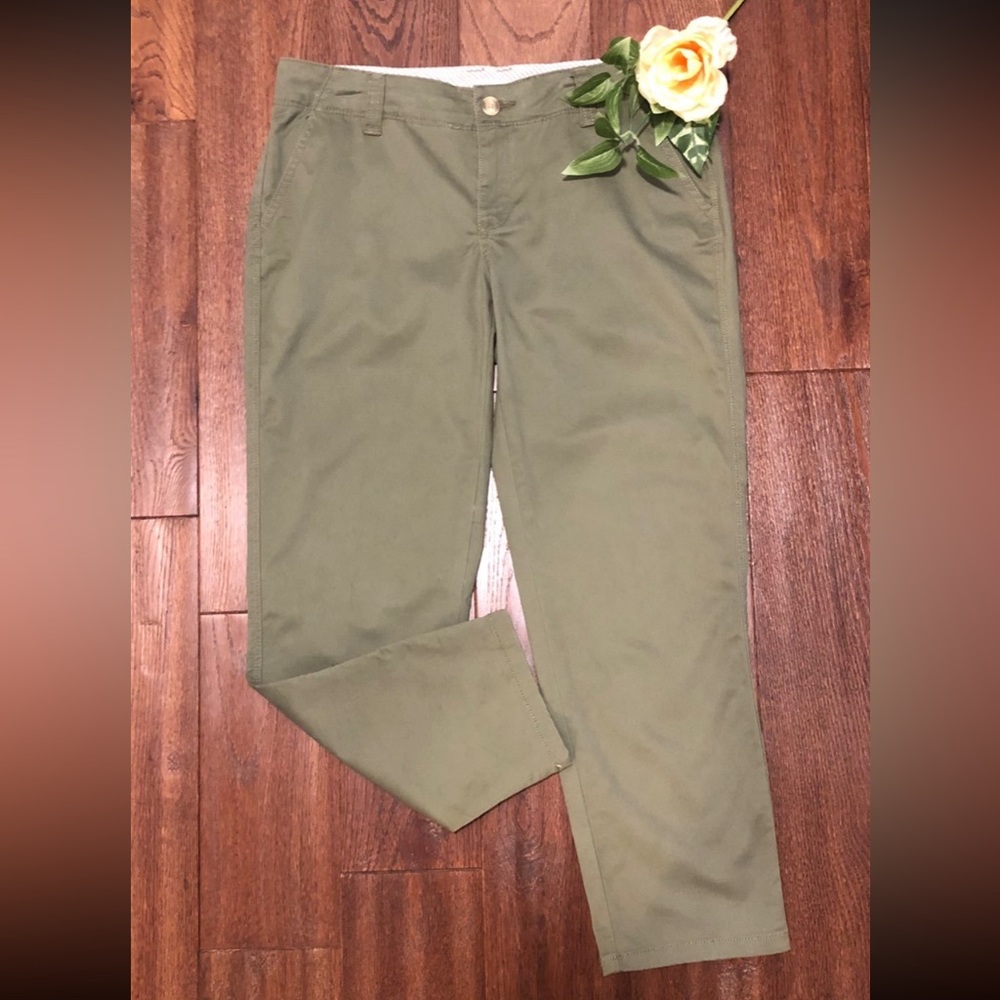 Crown & Ivy Green Pants Casual Office Everyday